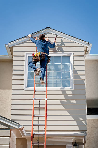 Affordable siding repair and maintenance services in Eaton Estates, OH